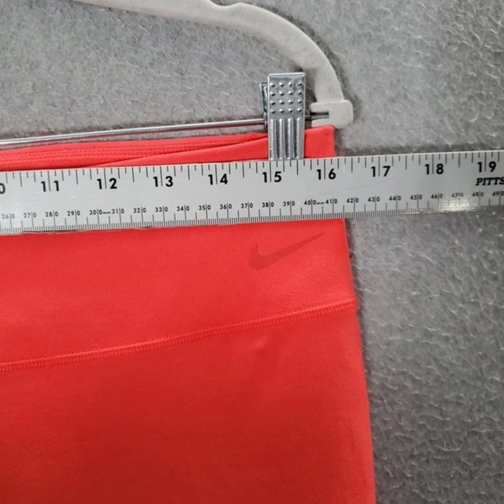 Nike Go Women Activewear Pants Large Red Cropped Legging‎ Tour Performance